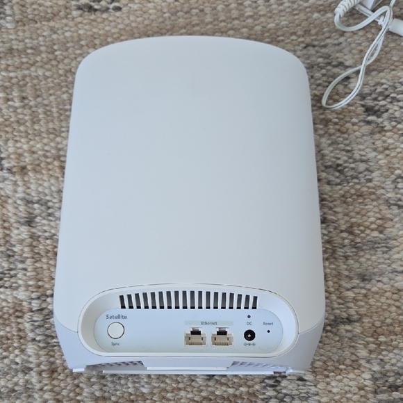 Orbi Mesh Router - Picture 2 of 2